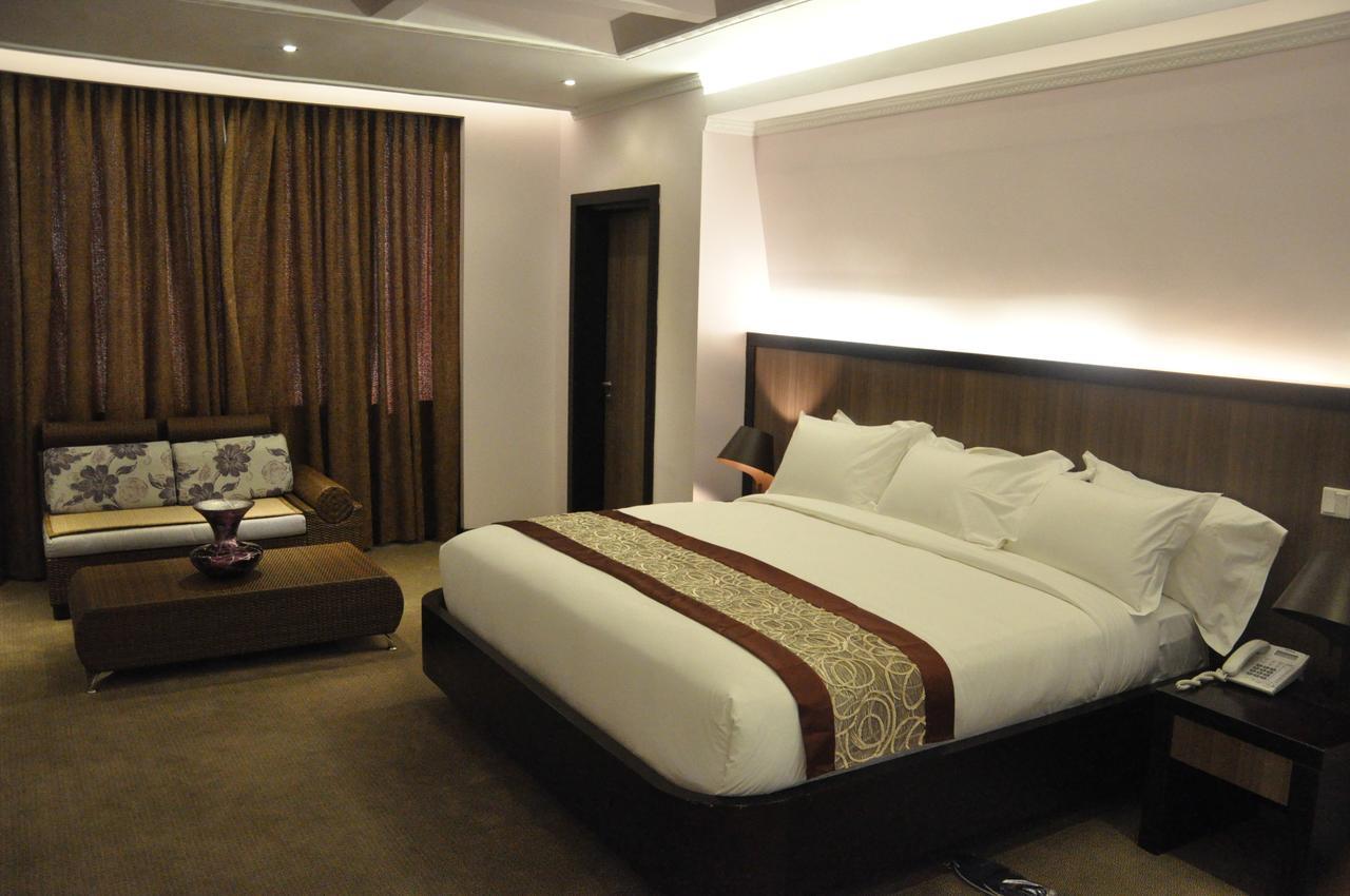 Elilly International Hotel Addisz-Abeba Kültér fotó
