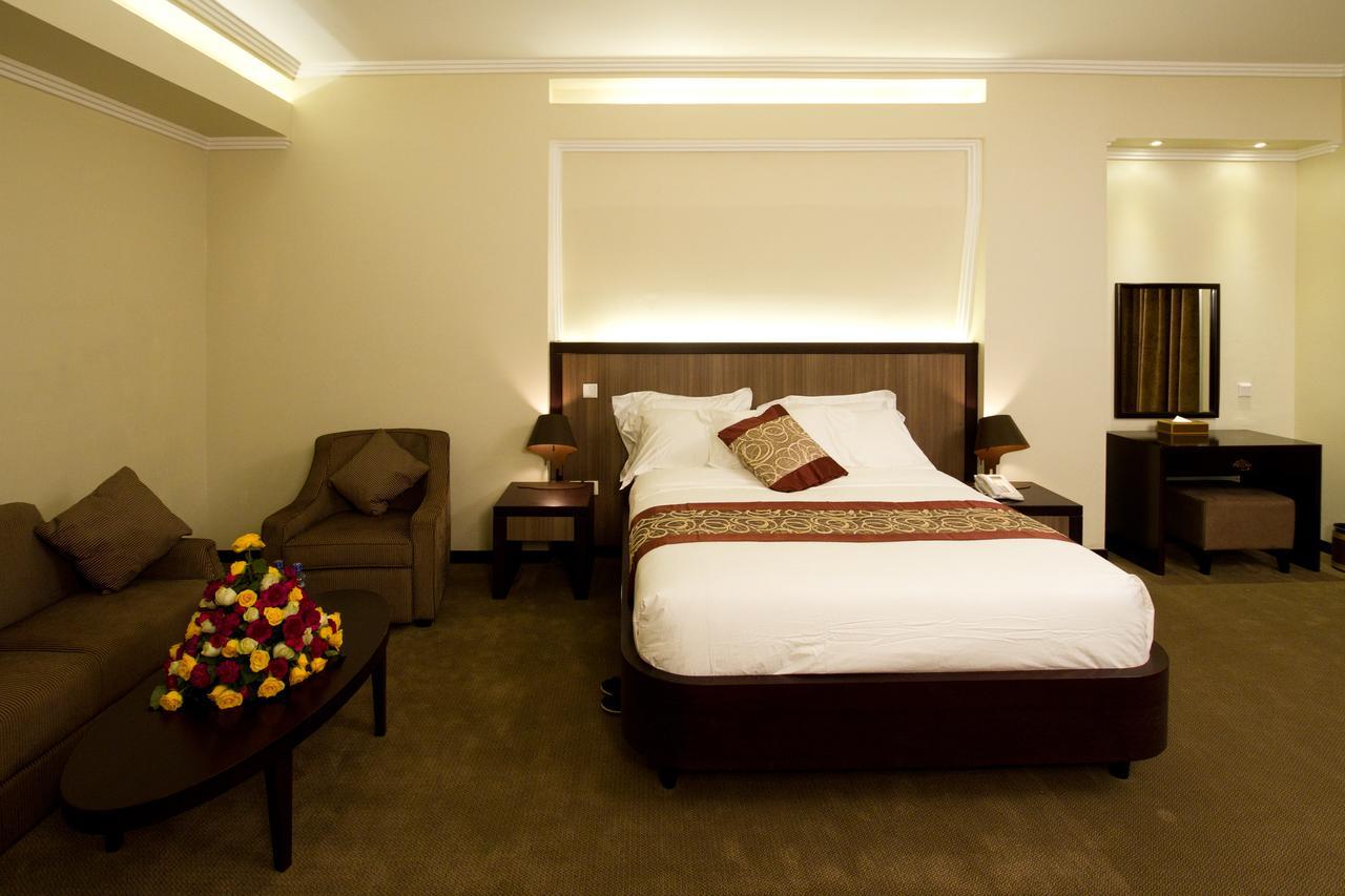 Elilly International Hotel Addisz-Abeba Kültér fotó