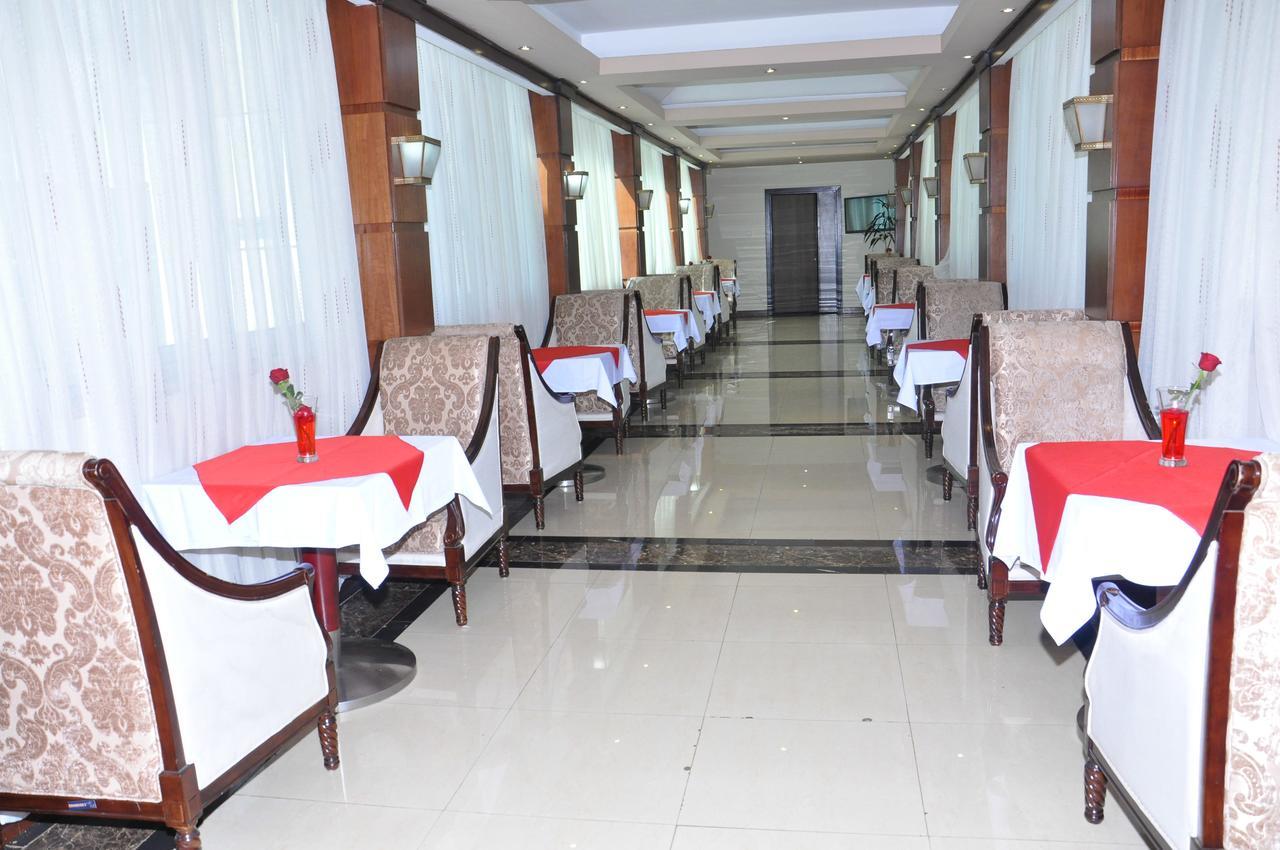 Elilly International Hotel Addisz-Abeba Kültér fotó