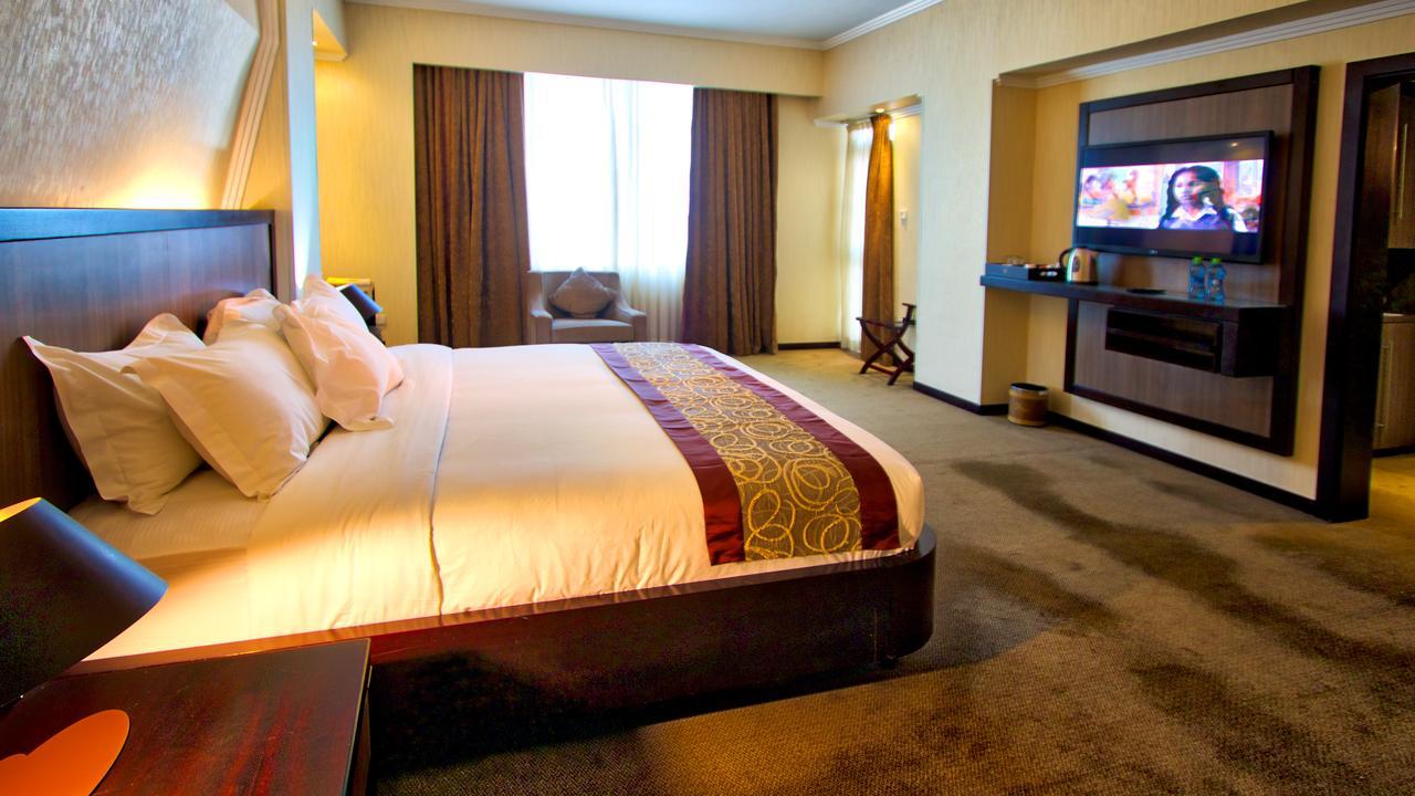 Elilly International Hotel Addisz-Abeba Kültér fotó