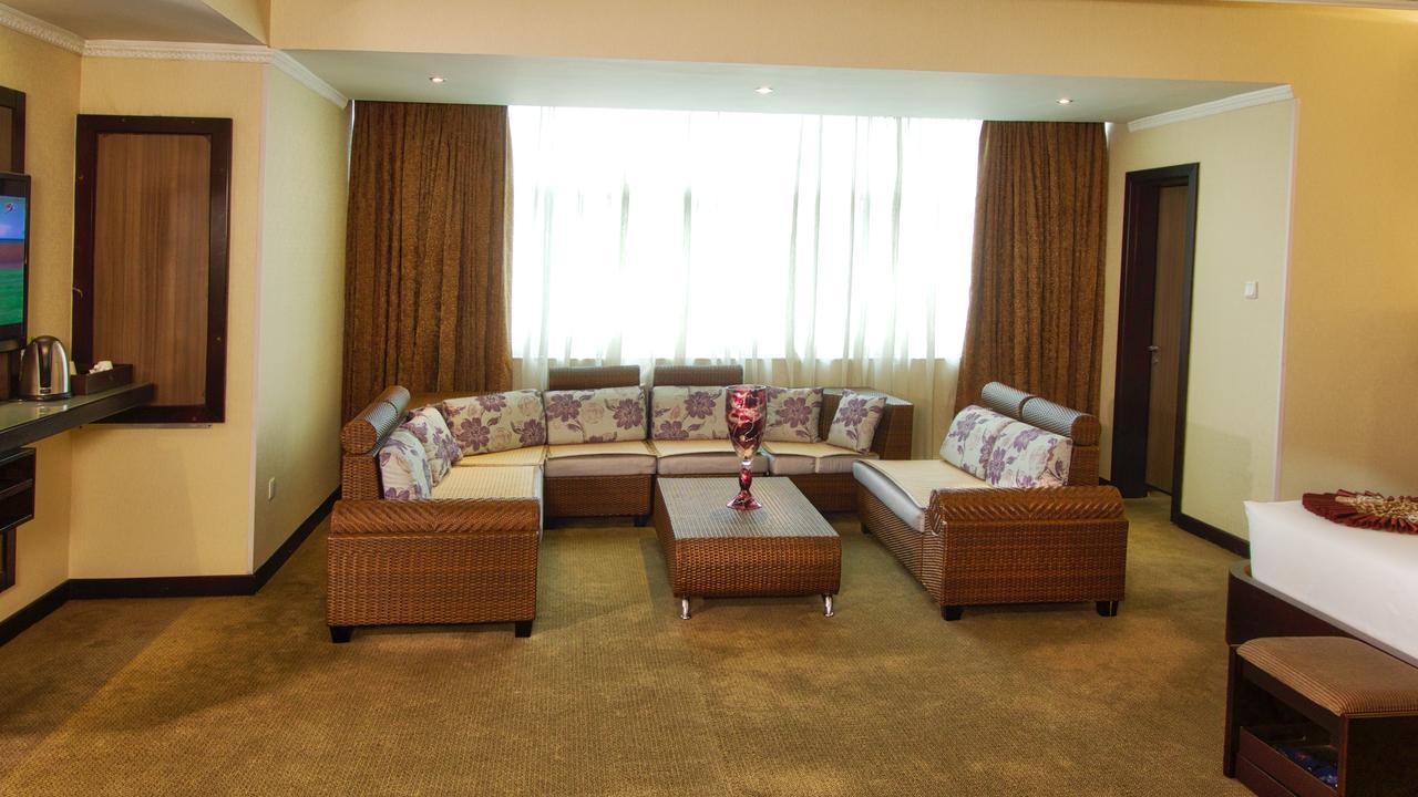 Elilly International Hotel Addisz-Abeba Kültér fotó